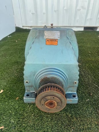 7.5 HP 1720 RPM Sew-Eurodrive, TEFC, DFV132S4, SEW RX107DV132S4, 3.38:1 Ratio, 230/460 Volts - Image 2