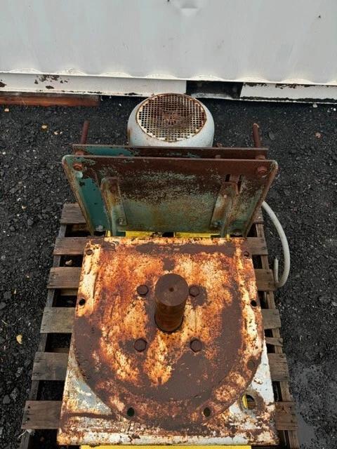 15 HP 1750 RPM North American Electric, PE254T-1540 AC motor, Dodge A4207H - Image 4