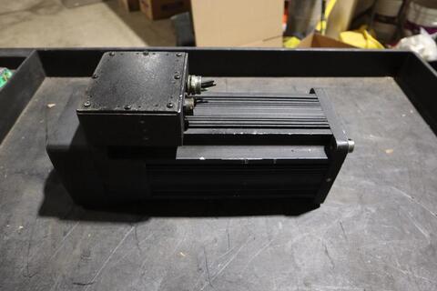 Kollmorgen B-604-A-51-B3 Brushless Goldline Servo Motor STOCK S696 - Image 5