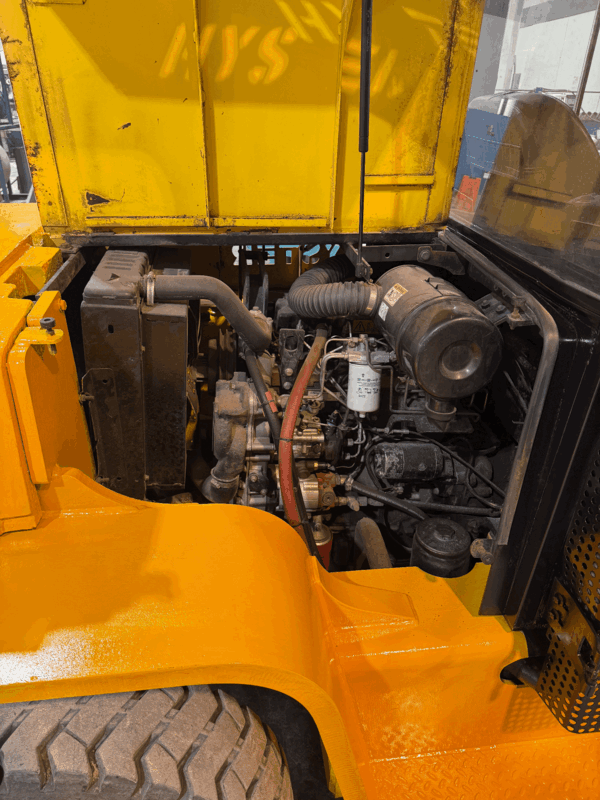 14000-15500 lb. Hyster #H155XL2, diesel forklift, 173.5" -212" lift height, 2 speed powershift - Image 5