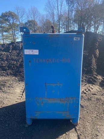 549 gallon Hoover Universal #28144, Tank, Liquid Storage Tank, 1986 (2 available) - Image 1