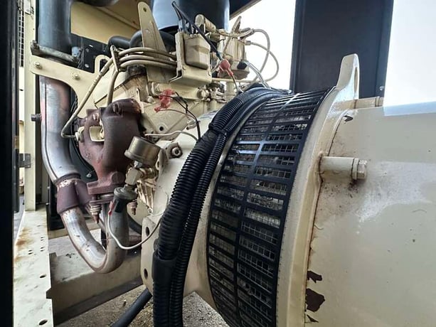 44 KW Kohler #45RZG, Natural gas LP generator set, 120/240 Volts, 1-phase, 75 HP @ 1800 RPM, GM 4.3L engine - Image 7