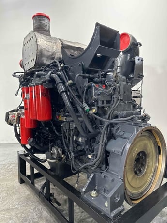 Komatsu #SAA6D140E-5, Engine - Image 2