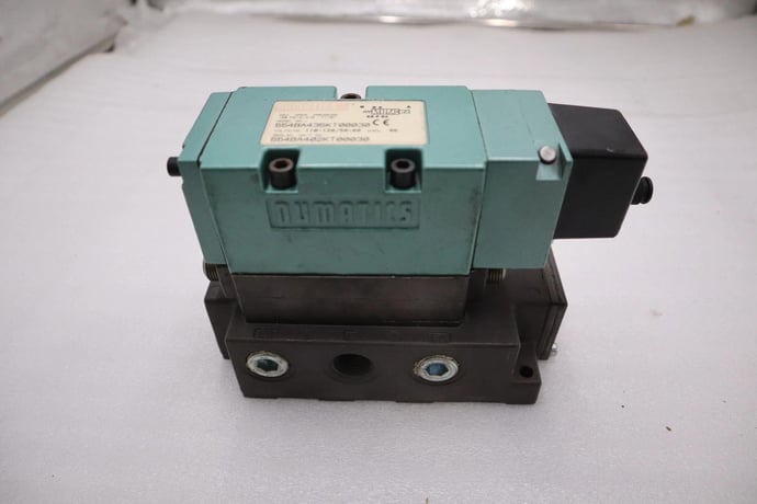 New asco 554ba435kt00030 solenoid valve mk55 series 1/2" ports stock h1615 - Image 1