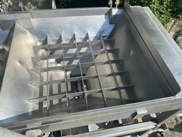 80 cu.ft. Garroutte, duplex Stainless hopper with lumpbreakers - Image 5
