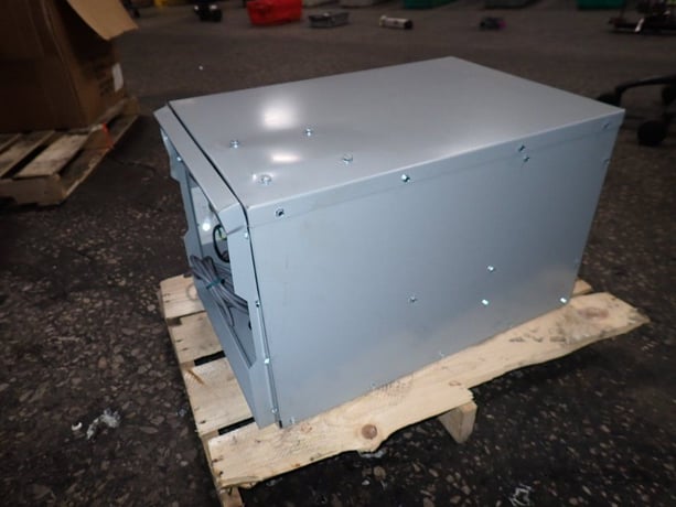 Nvent #HB160846G040, Electronic Enclosure Air Conditioner, R-407C, 7075/8133 BTU Cooling, 50/131 &deg;F Temp. - Image 6