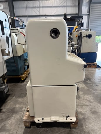20"/28" x 36" Lion #C11MB, heavy duty gap lathe, 10" 3-jaw chuck, 2-1/2" bore, inch/metric, tool post, 1980 - Image 5