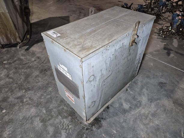 45 KVA 600 Primary, 208/120 Secondary, 3-phase, Dry type Delta Distribution Transformer, Nema 3R, 2003, (2 - Image 1