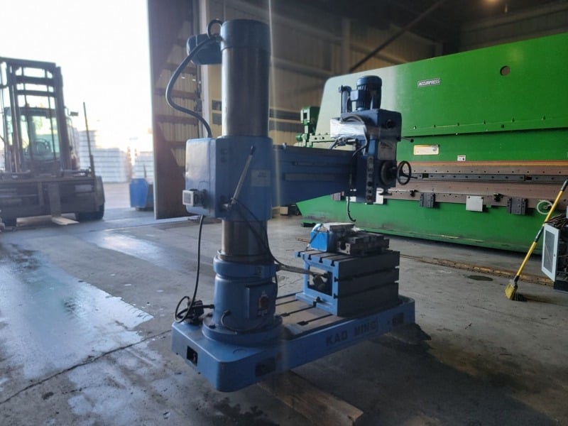 2.3'-11.8" Kao Ming #KMR-1100S, Radial Arm Drilling Machine, 19.68" x 29.52" x 15.74" table, 8.66" spindle - Image 8