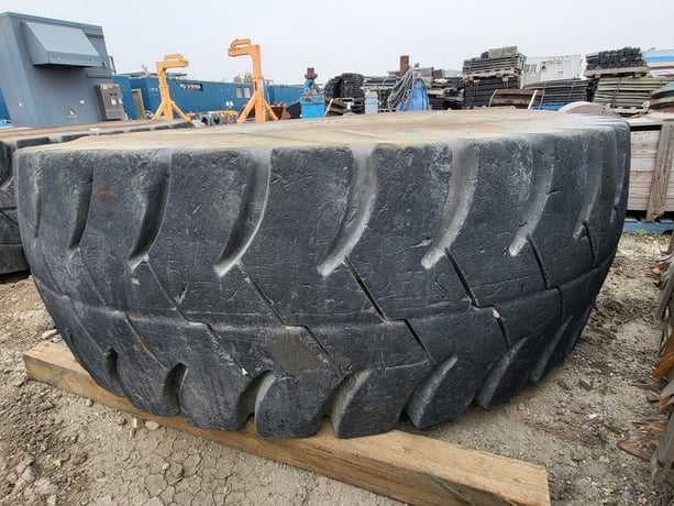 Goodyear #RM-4B+, OTR 3HL Radial Tubeless Tire, 46/90R57, E-4, comes with Rim, (7 available) - Image 3