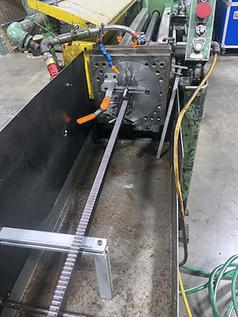 5 Ton x 48" stroke, Ohio, horizontal pull broaching machine, 4" bore diameter, 1976 - Image 4