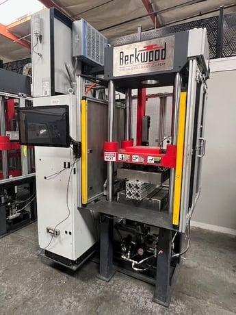 30 Ton, Beckwood #EVOx-4P30F1818, all electric high precision platen press, 18" x 18" heated platens, 800° - Image 3