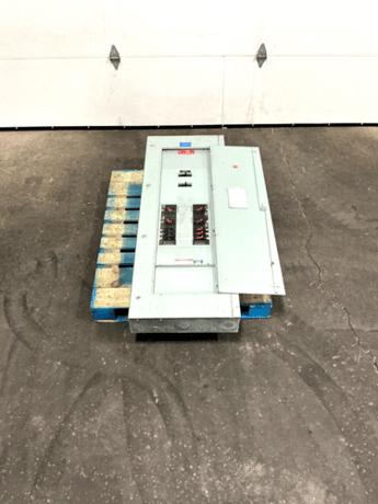 400 Amp. General Electric, NHB, panelboard, 4-wire, 3 phase, 277/480Y Volts - Image 1