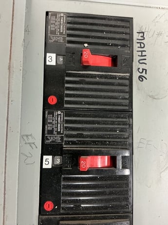 400 Amp. General Electric, NHB, panelboard, 4-wire, 3 phase, 277/480Y Volts - Image 4