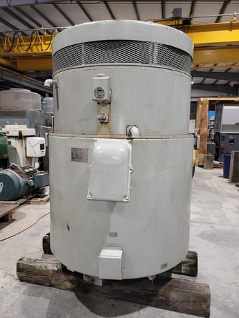 250 HP 590 RPM General Electric, Frame 6337P30, TEFC, high thrust, 2300 Volts - Image 2