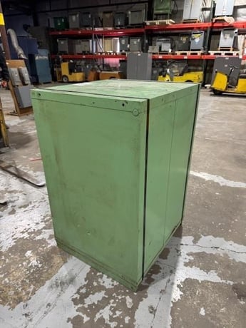 5 Drawer Heavy duty storage cabinet, 30" x 28" x 45", 5" D drawers - Image 2