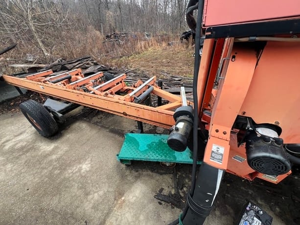 Wood-Mizer #LT40, Super Hydraulic Sawmill, 25 HP, 685 hours, sharpener & setter, 2001 - Image 7