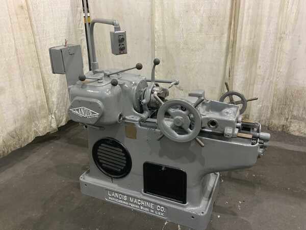 1/4" - 1" Landis #8R4762, lead screw pipe & bolt threader, 15" carriage travel, forward/reverse, 2 HP - Image 9