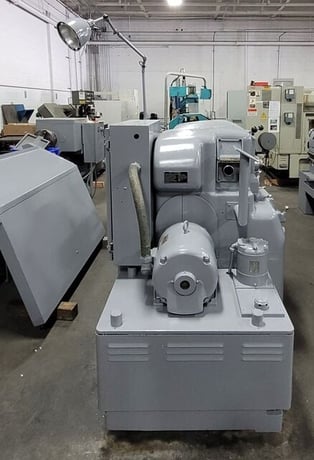 17" x 54" Monarch #612, engine lathe, 12" 4-jaw chuck, 2" bore, D1-6, taper attachment, Aloris quick change - Image 4