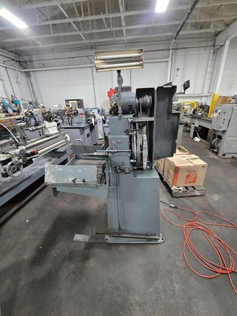 Sunnen #MBB-1600, horizontal hone, 6.5" ID, 200-1600 RPM, work light, 110 V., tooling - Image 3