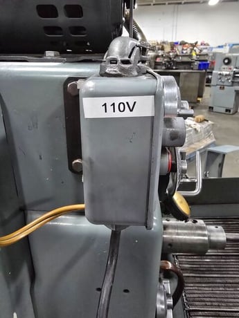 Sunnen #MBB-1600, horizontal hone, 6.5" ID, 200-1600 RPM, work light, 110 V., tooling - Image 7