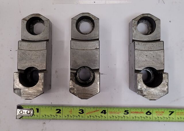 Pratt & Whitney Burnerd, chuck jaw, (3 available) - Image 2