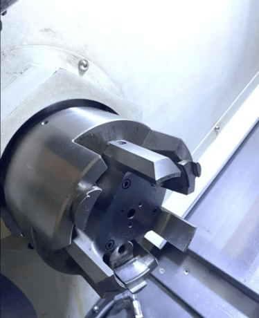 Daewoo Doosan #Lynx-2100A, 2-Axis CNC Lathe, 23" swing, 13.7" turning diameter, 13.8" machining length, 6" - Image 3