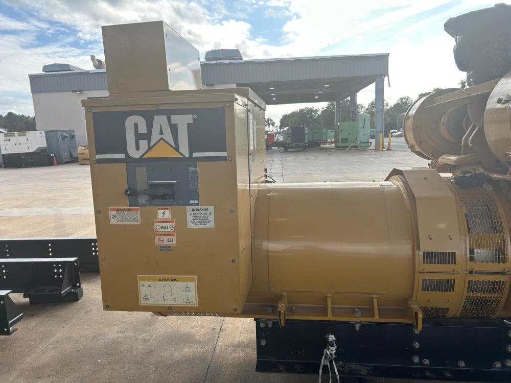 1000 KW, 1800 RPM, Caterpillar SR4B, Frame 692, 277/480 Volts, 2 Bearing, Arrangement#1441752 - Image 1