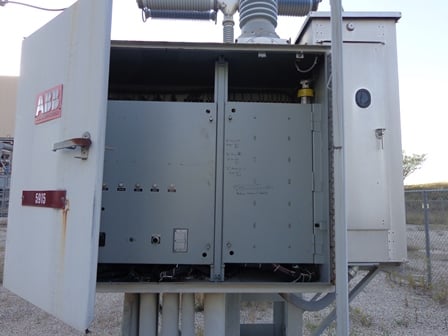 3000 Amps, ABB, HPL 362 / 31 B2 HPL362/31B2, 362 KV, live tank SF6 - Image 2