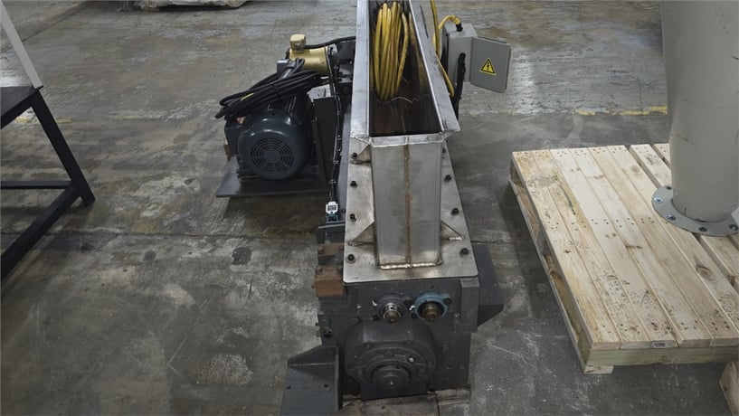 8" x 56" AEC #WG5600, granulator, 10 HP, 3 Knife Open Rotor, 2 Bed Knives, 36" infeed height, 2017 - Image 9