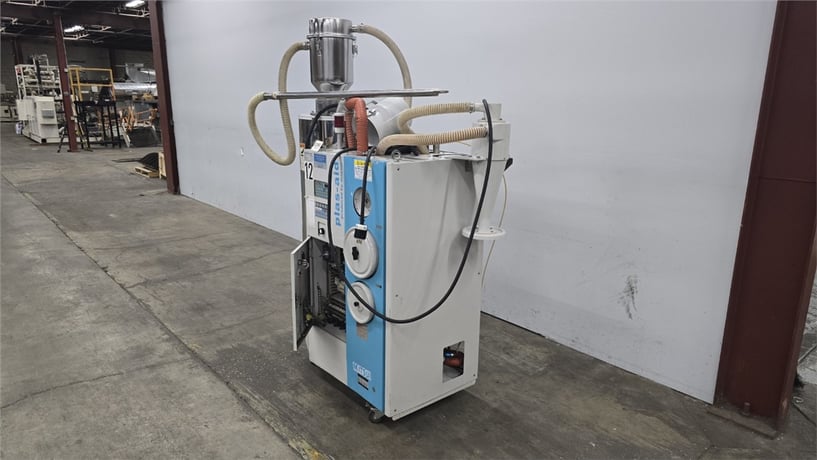 Matsui #MJ3-50-U, 47 cfm dryer w/ hopper, 176°F-320°F, 2014 - Image 3