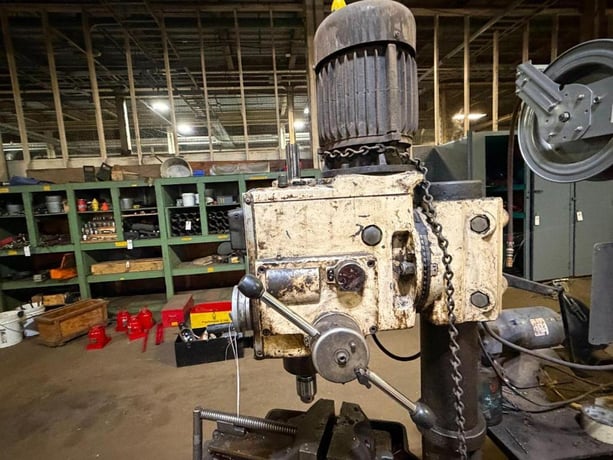 Jet Equipment & Tools, drill press with vise, direct drive, tilting table, 2 speed forward/reverse - Image 4