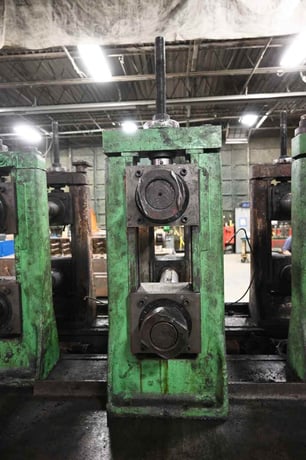10 Stand, Yoder #M3-1/2, Rollformer, 10 passes, 3.5" spindle diameter, 19" roll space, 24" horizontal - Image 3