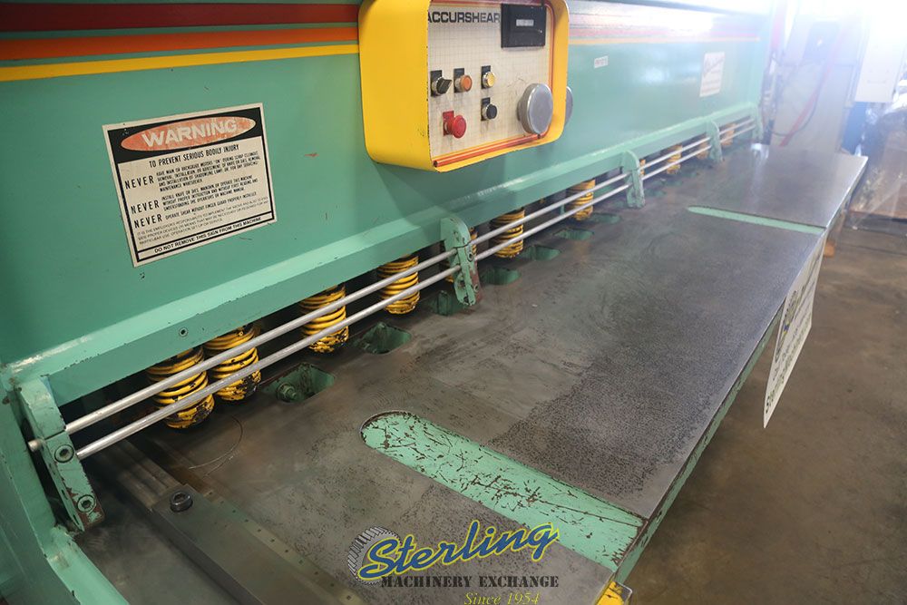 1/4" x 10' Accurshear #825010, heavy duty hydraulic shear, 12" throat, 11 holddowns, front operated power - Image 10