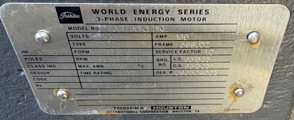 790 HP 3570 RPM Toshiba, Frame 588UDZ, weather protected enclosure type 2, 2300 Volts, Rebuilt - Image 1