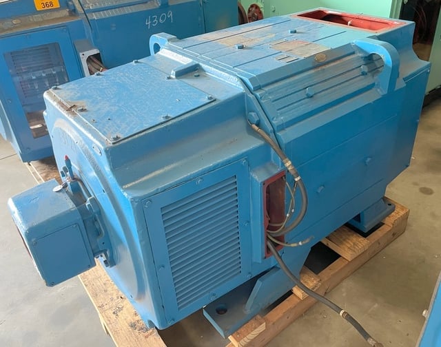 150 HP 400 RPM Reliance, Frame B588ATZ, DPFVBB, 500 VA, 240 VF - Image 3