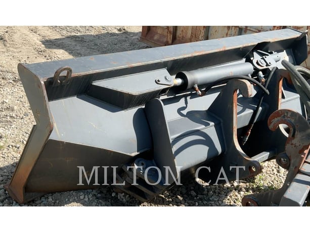 Caterpillar BHL 1.25 CYD SIDE DUMP BUCKET, Bucket, S/N: GD11051, 1992 - Image 4