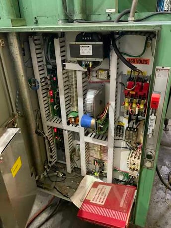 90 Ton, Cincinnati #90CBIIX6, CNC hydraulic press brake, 8' overall, 78" between housing, 14" stroke, 15 HP - Image 9
