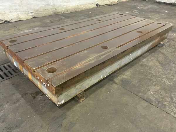 59" x 118", T-slotted floor plate - Image 1