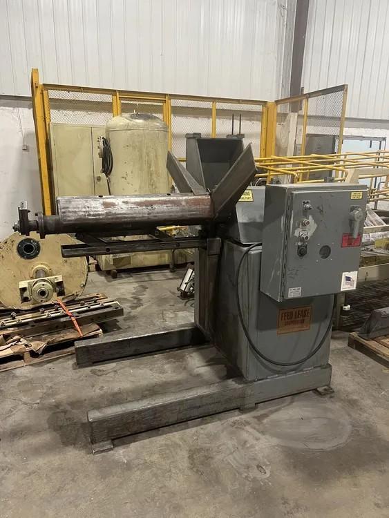 6000 lb. Feed-Lease #PR-46M-30, motorized uncoiler, 38" mandrel width, 72" outside dimensions, 16"-20" ID - Image 1