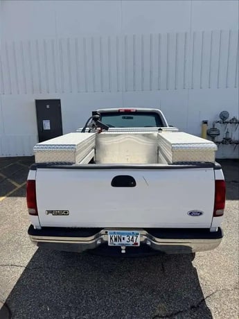Ford #F-250, pickup truck, 2 wheel drive, 3/4 ton capacity, approx 55000 miles, 1997 - Image 2