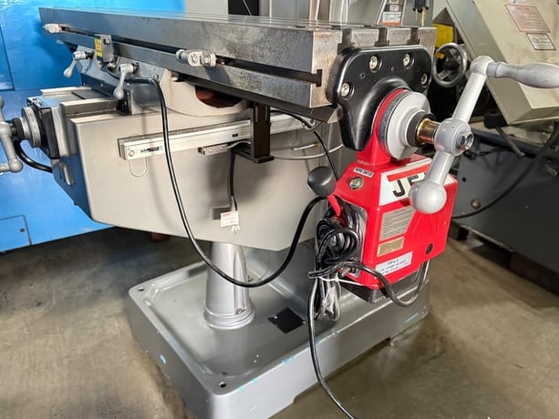 Jet #JTM-4VS, vertical mill, 9" x49" table, 3 HP, 34" x 12" x 14.5" travel, variable speed, R-8, 60-4200 RPM - Image 9