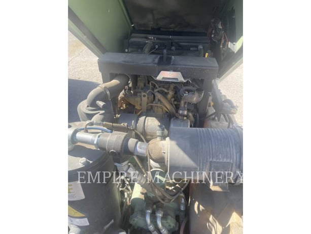 Sullair DPQ185CA, Compressed Air, 389 hours, S/N: US0123100294, 2023 - Image 4