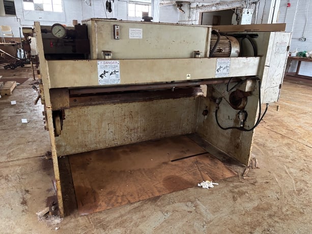 1/4" x 6' U.S. Industrial #0625, hydraulic shear, (1) set extra blades, 1990' s - Image 3
