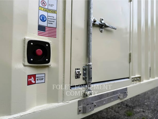 1500 KW Caterpillar #XQ1500RD, diesel generator set, 773 hours, 1998 - Image 3