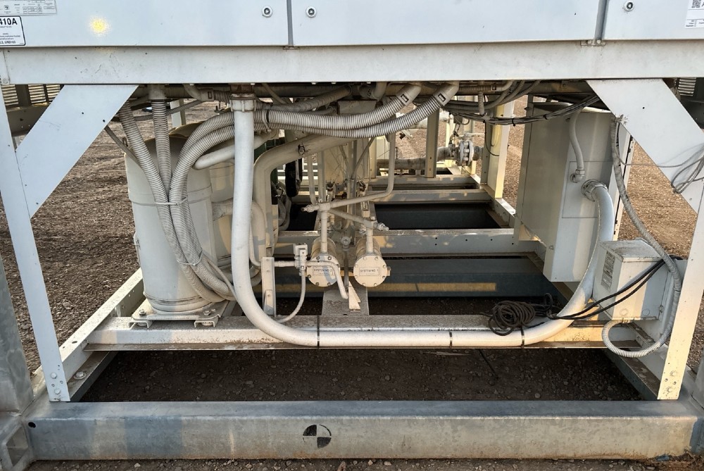 120 Ton, York #YLAA, air cooled chiller, ( 80 100 150 200 250 ) (2 available) - Image 6