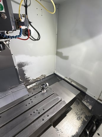 Haas #DM-2, CNC vertical machining center, 18 automatic tool changer, 28" X, 16" Y, 15.5" Z, 10000 RPM, #40 - Image 5