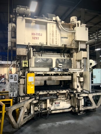 230 Ton Minster #E2-250-72-48, Straight Side Press, 72" x 48" bed, 8" stroke, 21" Shut Height, 6" adj, 1983 - Image 1