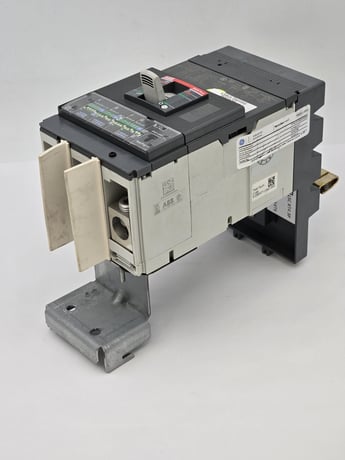 150 Amp. ABB SACE, TMAXXT4H250, Circuit Breaker, XT4 Kit, 3P, 600 Volts - Image 7