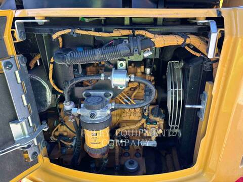 Caterpillar 302.7-07LO, Crawler Excavator, 563 hours, S/N: CZ601544, 2022 - Image 6